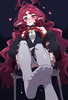 血月下绽放的永生花